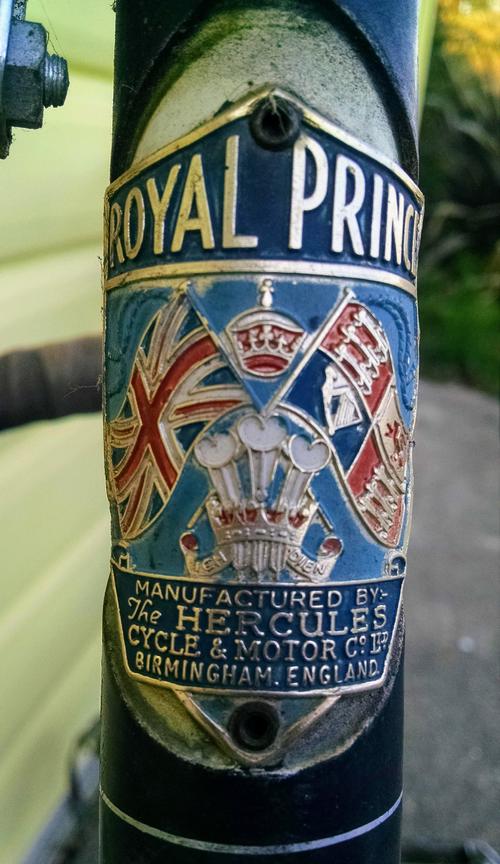 Hercules
	Royal Prince head badge